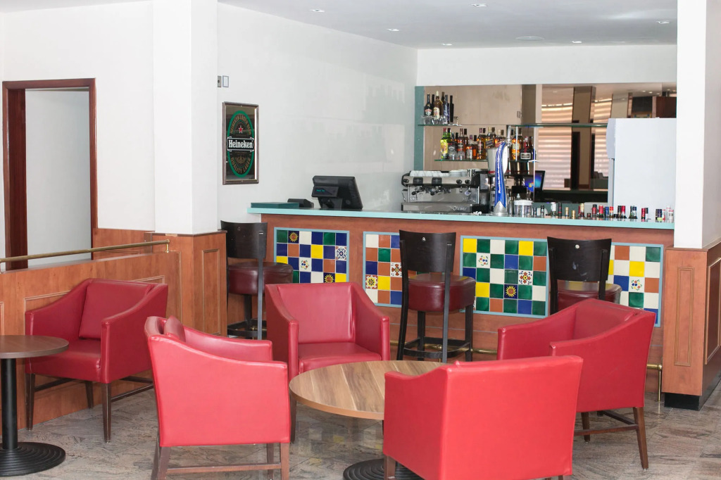 Alisa Hotel Labone