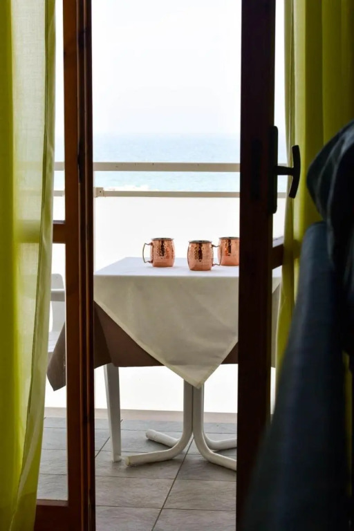 Hotel Embassy