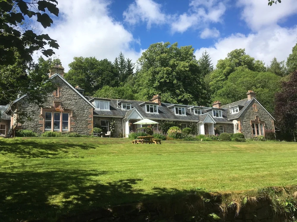 The Cnoc Hotel