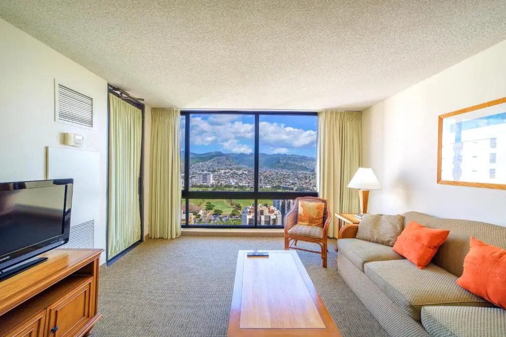 36th Floor with Beautiful Mountain Views | 1 Block to Beach | Free Parking & WIFI