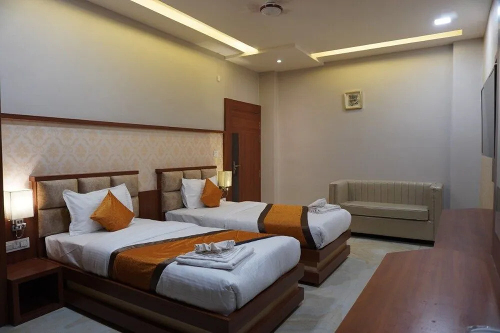 Hotel Surya