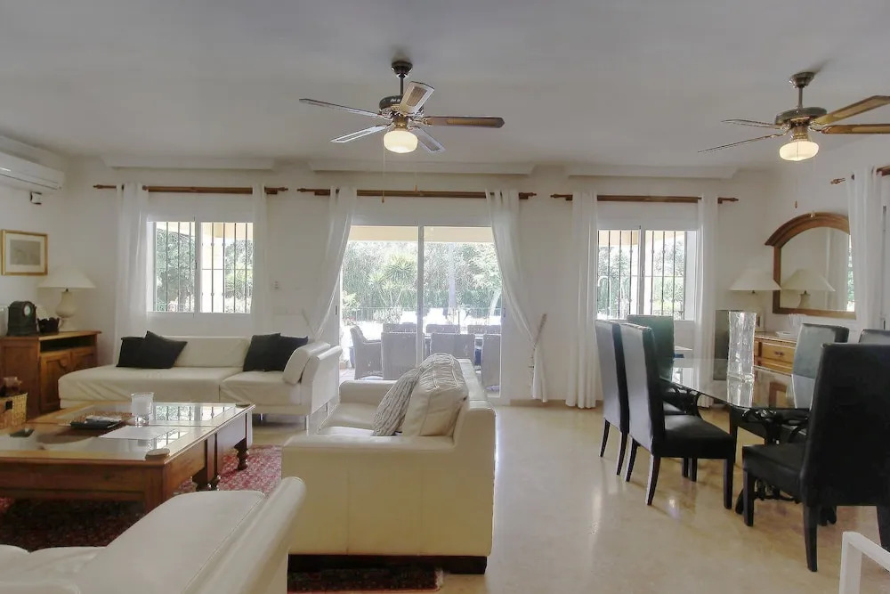 1106 Family Villa Heated Pool High Speed Wifi Netflix