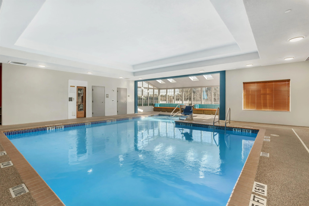 Best Western Plus Rose City Conference Center Inn