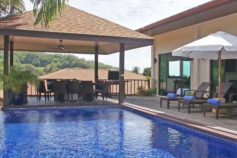 Villa Ploi Jantra 5 Bed Huge Holiday Home with Staff