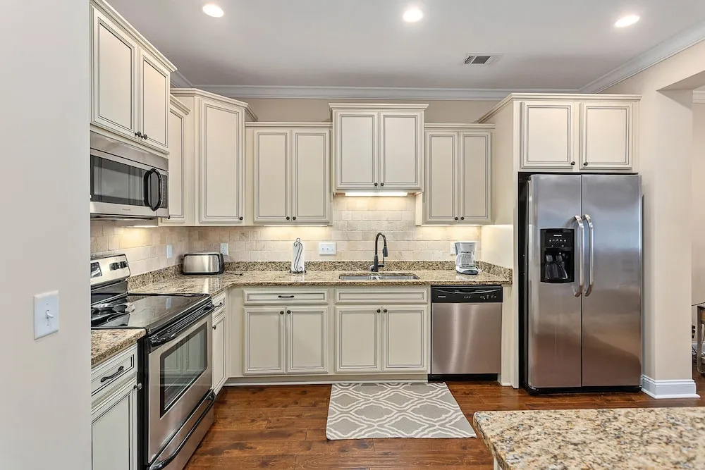 1203 Reserve Lane by Hodnett Cooper