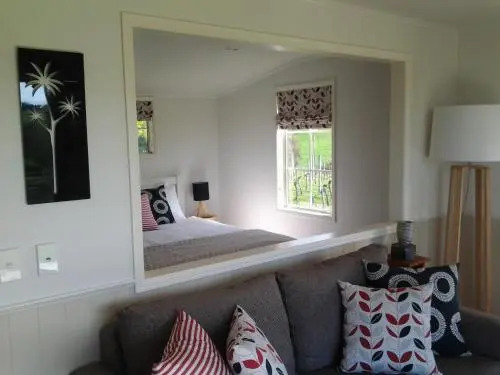 Kina Beach Cottages
