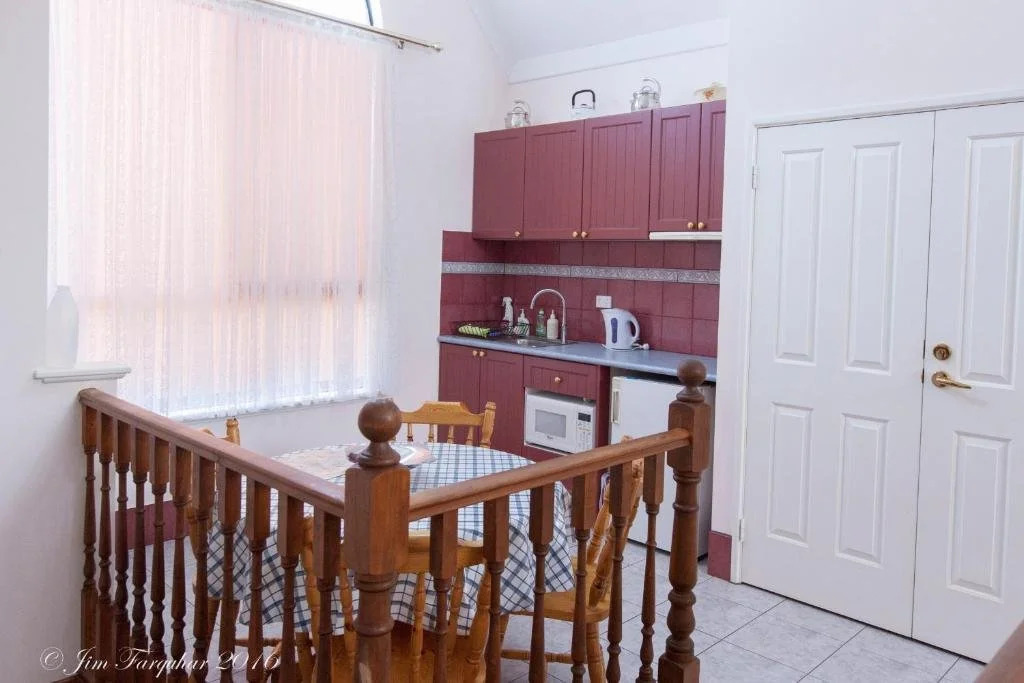 Aarn House B&B Airport Accommodation