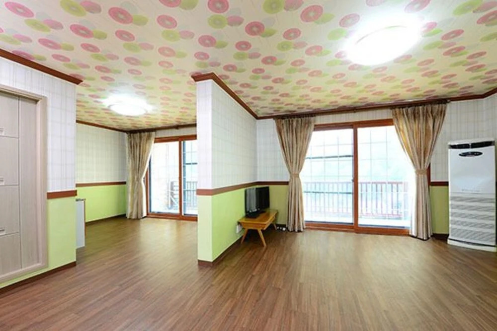 Gapyeong Yongchu View Sound Pension