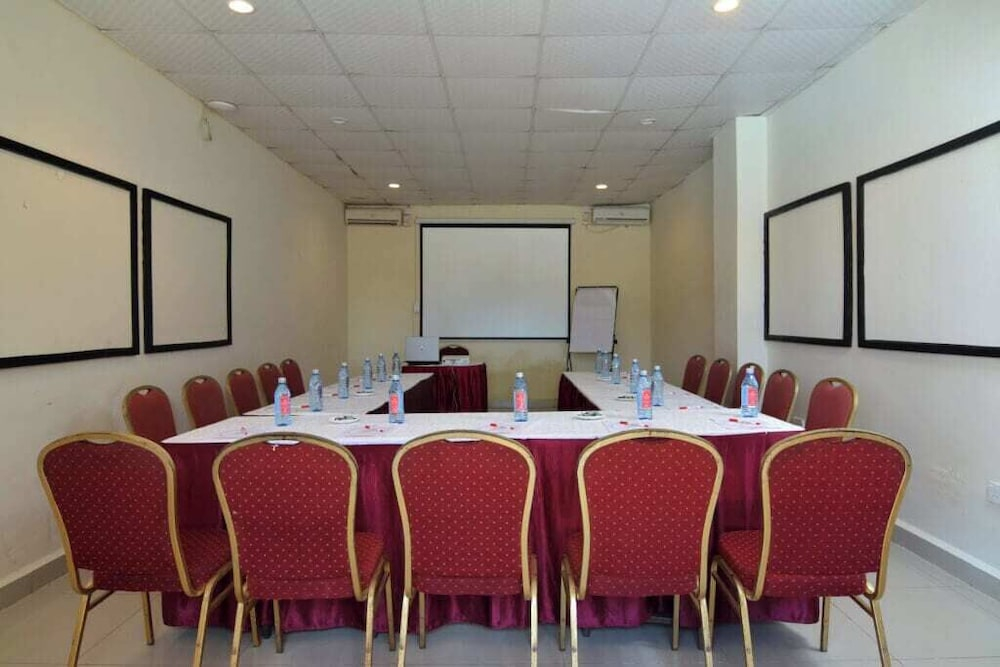 Farmview Hotel Busia