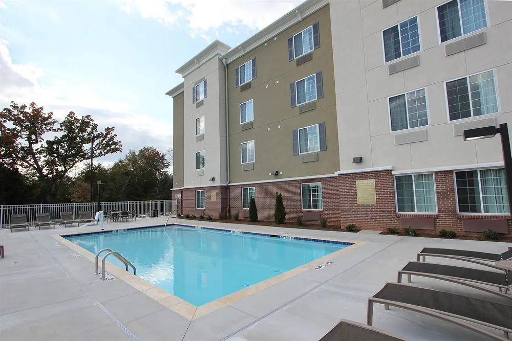 Candlewood Suites Greenville by IHG