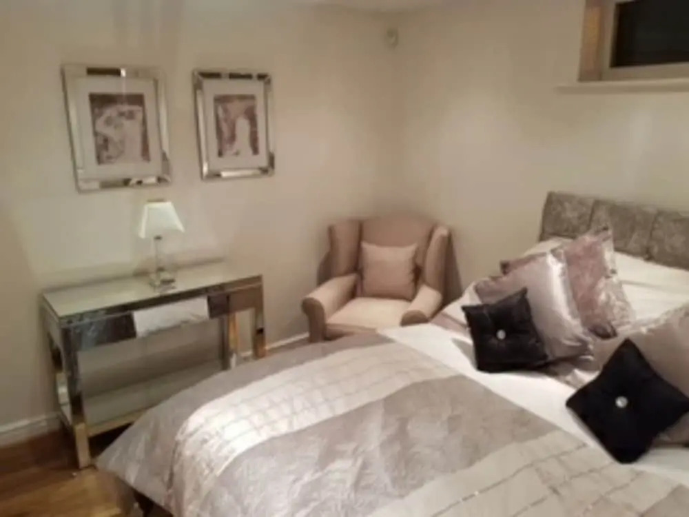 No 5 The Mews