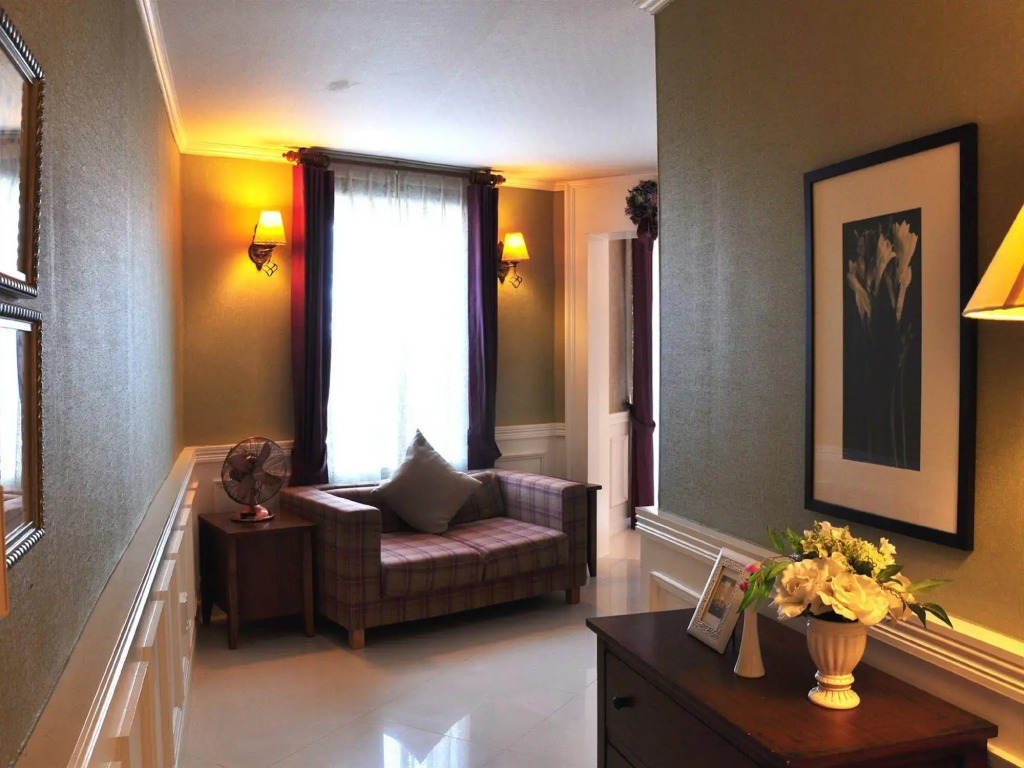 Hotel November