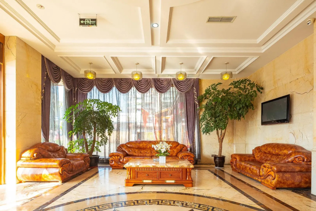 JI Hotel Chengdu East Railway Station