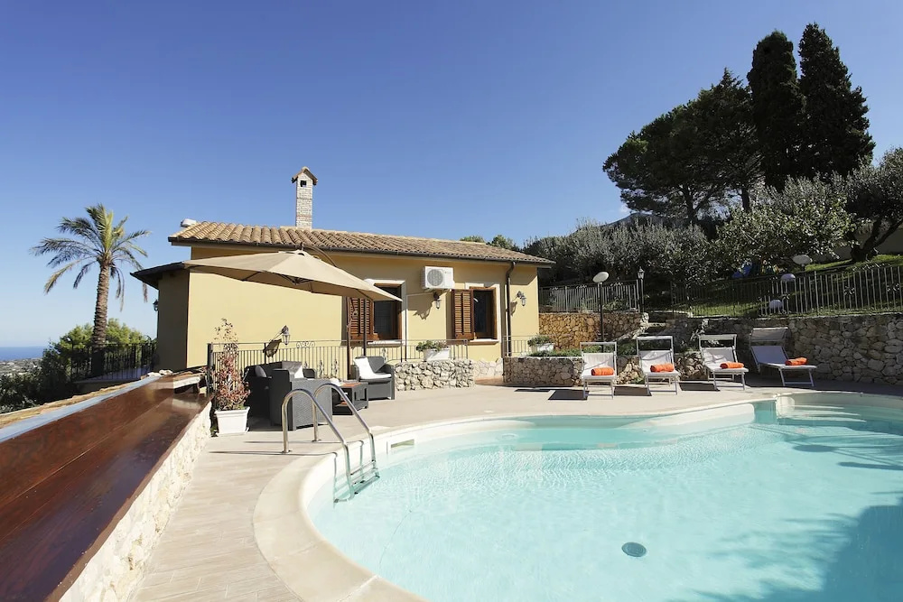 Villa Andrea