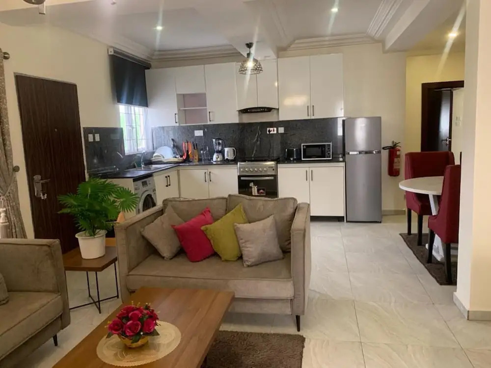 Tennys Place Apartments GARKI