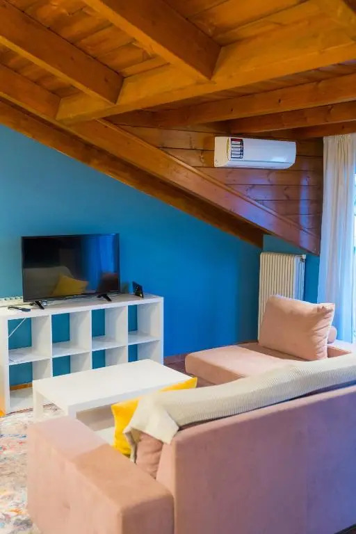 Yiannis apartments 1