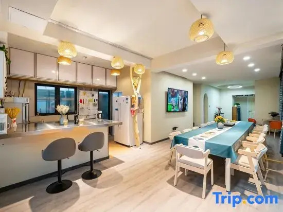 Huamanxi Homestay (Zhujiajiao Puxiang Road)
