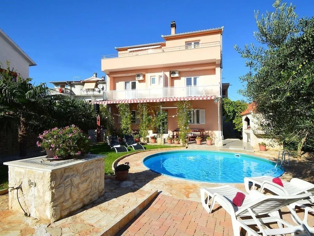 Villa Ukic