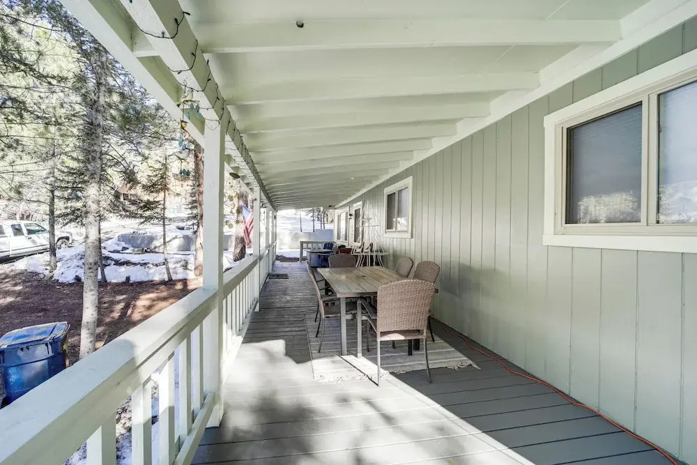 Deck & Fire Pit: Modern Munds Park Retreat!