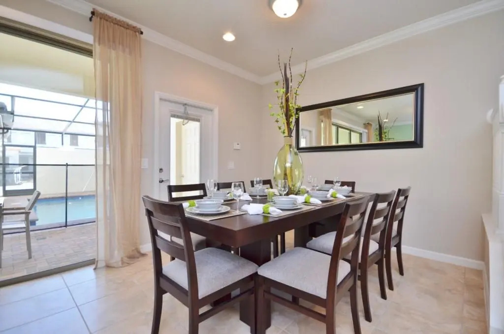 1998 Majorca Drive 5 Bedrooms, 3 Bathrooms