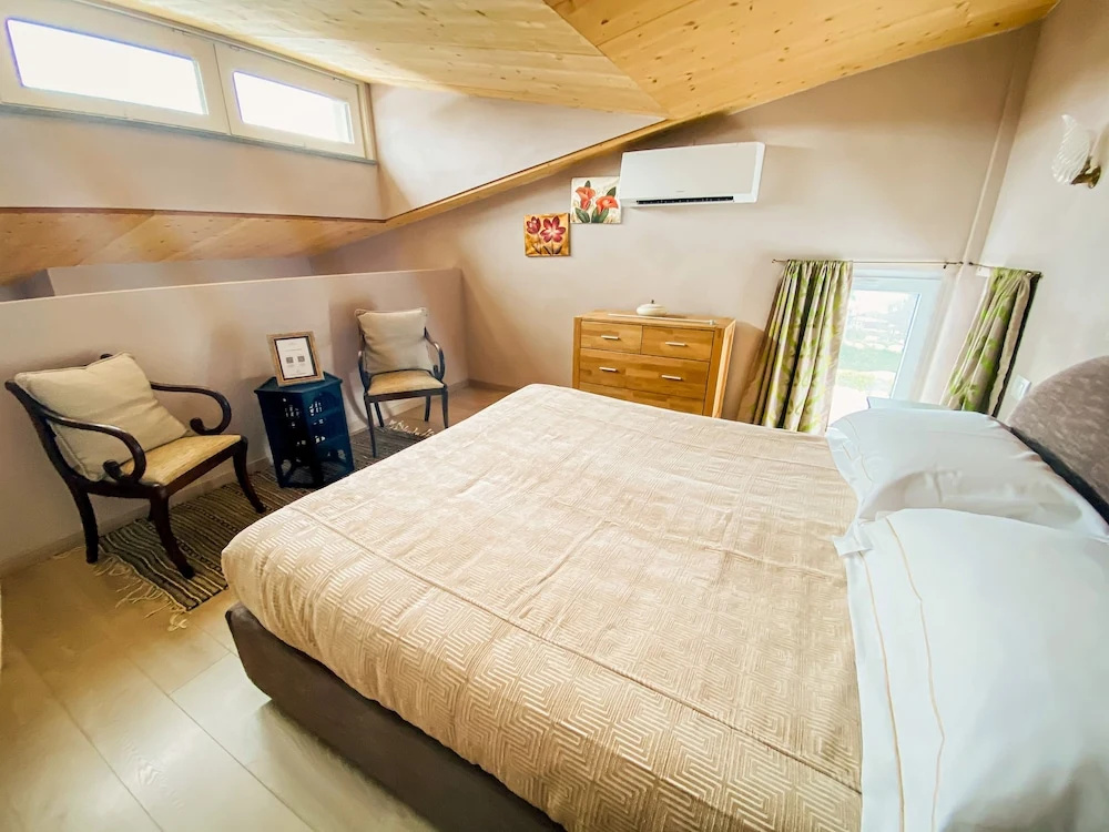 La Rosa Gialla Bio Apartments & rooms