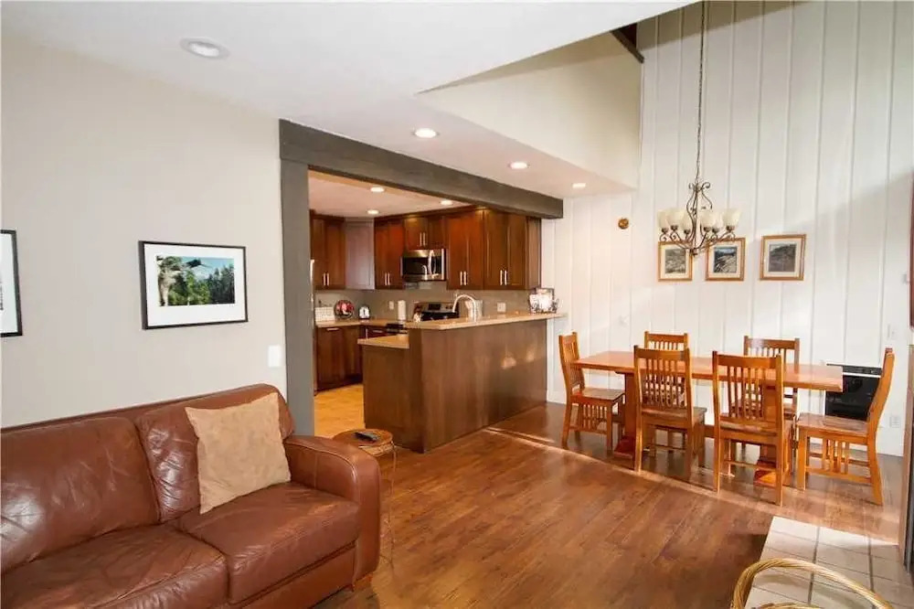 Mammoth Ski & Racquet Club #38 - Pet Okay 1 Bedroom 2 Bathrooms Condo