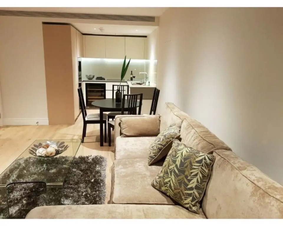Serene 2 Bed in Central London