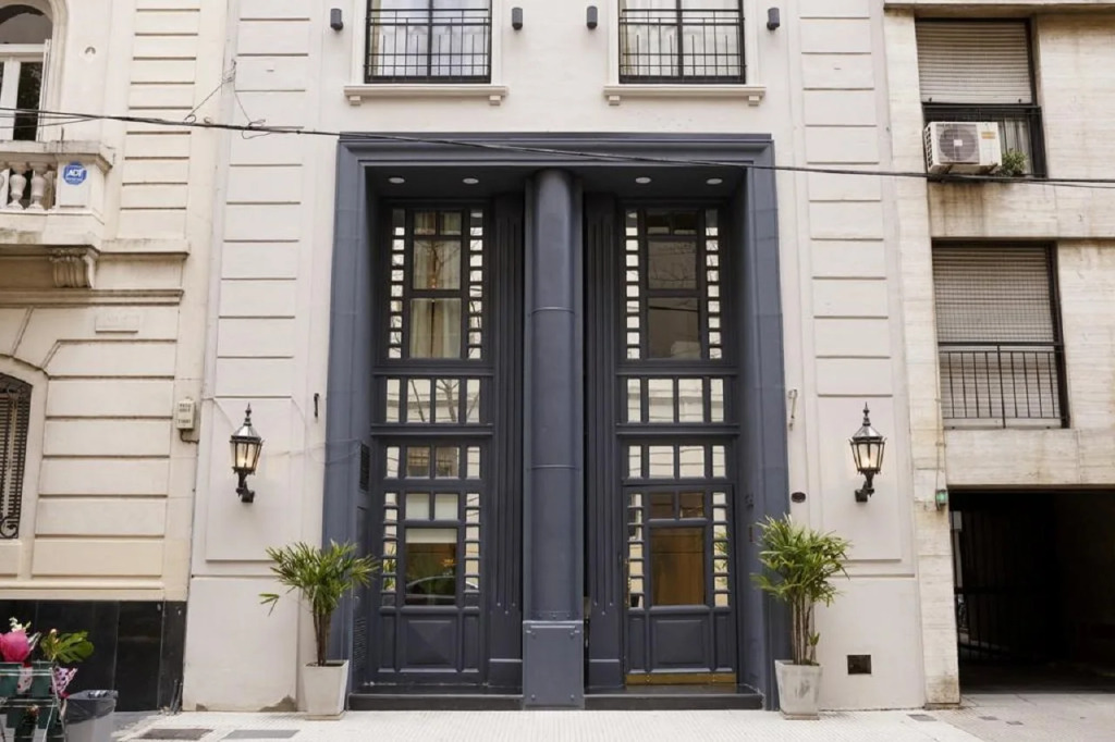 1253 Recoleta Small Hotel