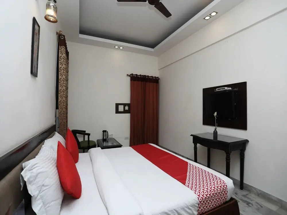 Hotel Yadu Residency
