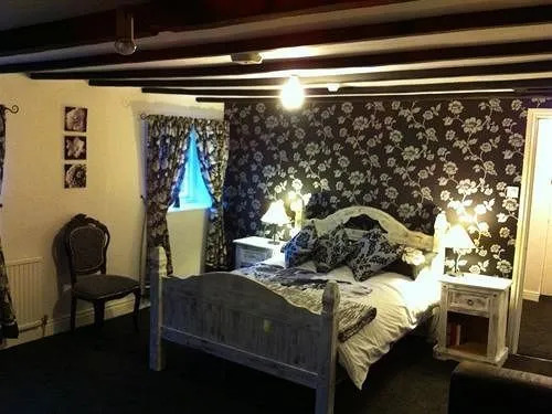 The Farmers Arms Inns