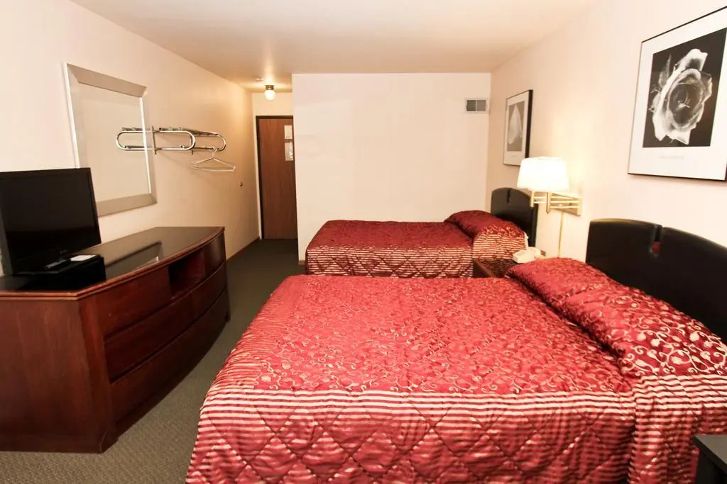 Luck Country Inn