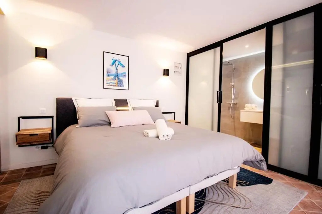 Appartement d'une chambre avec piscine partagee jardin clos et wifi a Aix en Provence
