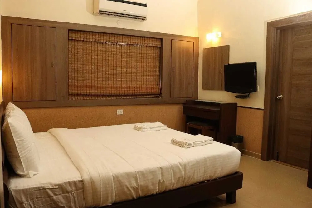 Golden Landmark Green Valley Beach Resort