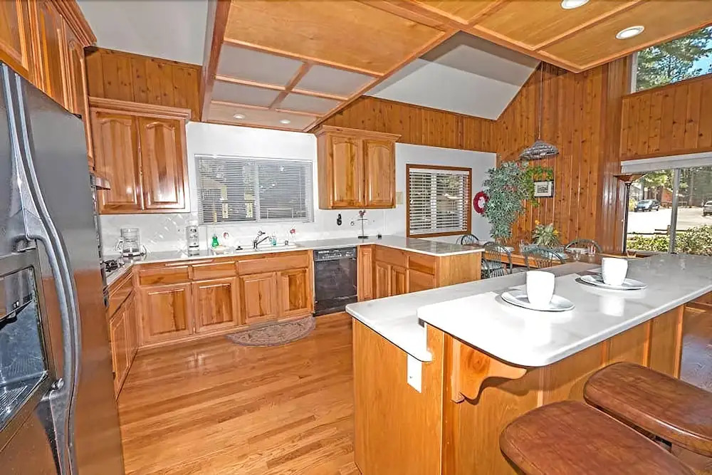 763 Wentworth Lane by RedAwning