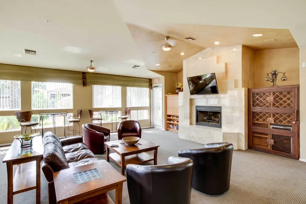 12 Mi to Old Town: Condo w/ Pool & Balcony!