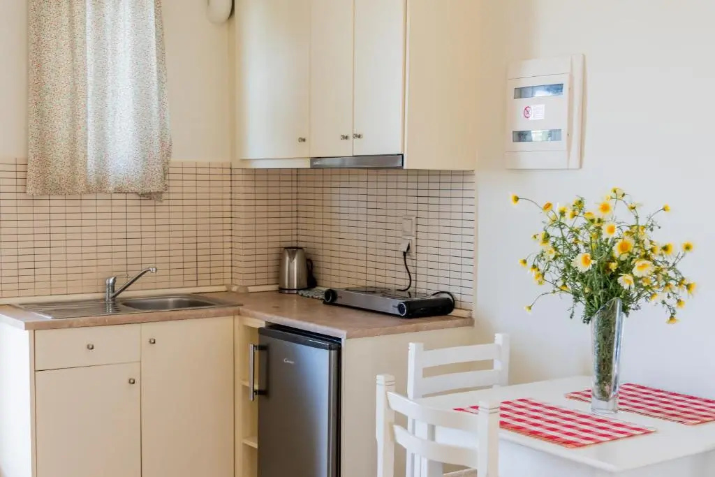 Almyra Apartments & Suites
