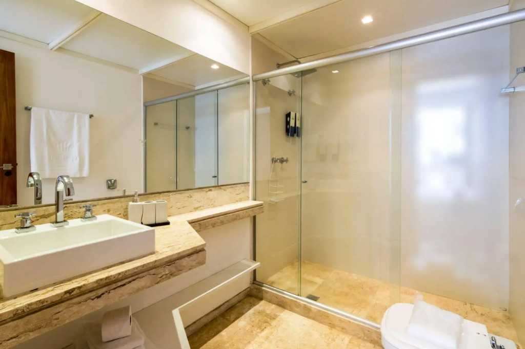 Mc Flats Country Residence Service