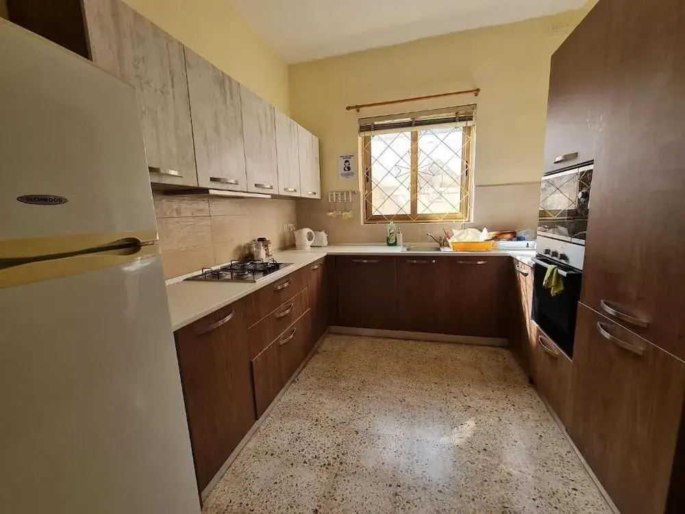 EEM student Guest House - shared rooms