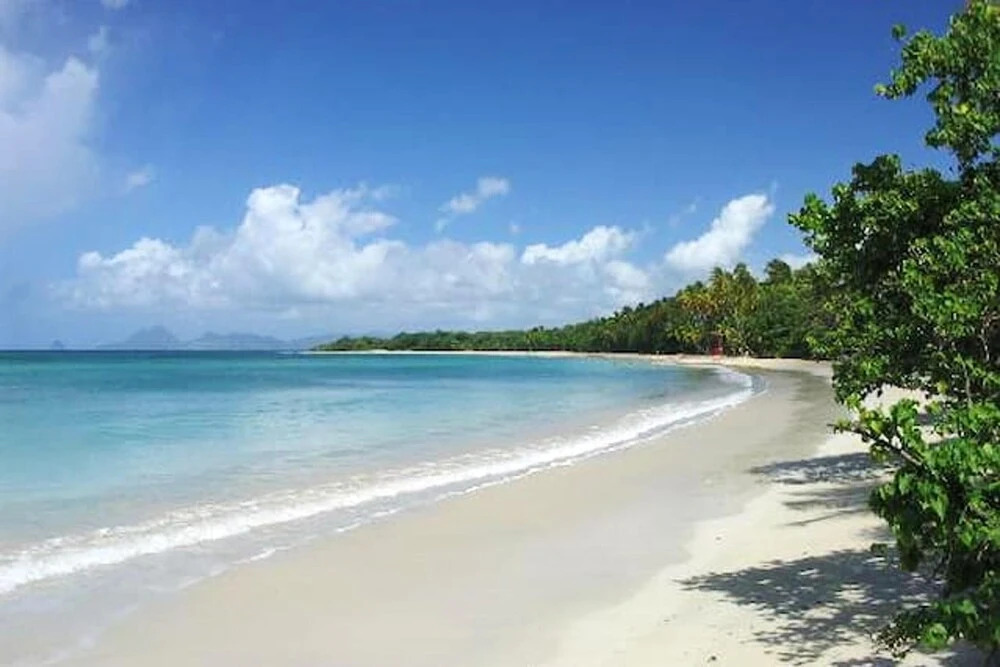 Studio in Sainte-Anne, with Furnished Terrace And Wifi - 2 Km From the Beach