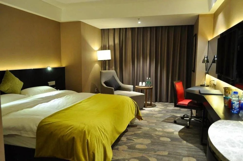 Rongcheng Yaju Hotel (Chengdu Shuangliu Airport boutique)