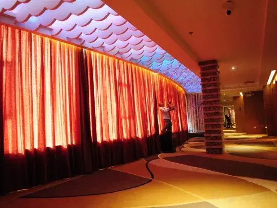 Fit Holiday Theme Hotel