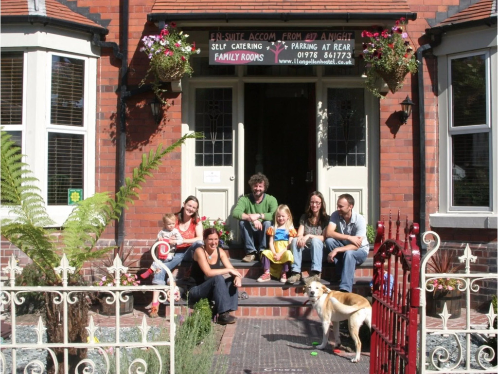 Llangollen Hostel - The Whole Bedroom - Self Catering Facilities