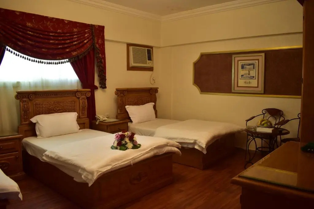 Genac Hotel