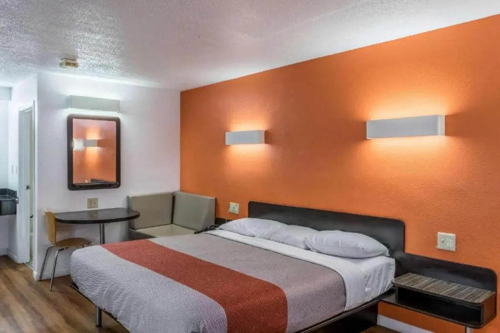 Motel 6-Schenectady, NY