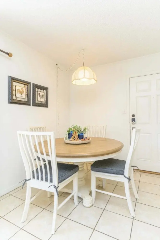 1br Condo With Two Heated Pools And Pet Friendly 1 Bedroom Condo