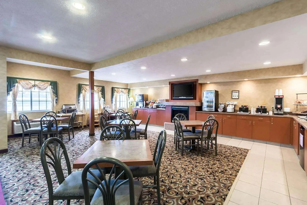 Baymont by Wyndham Omaha SW