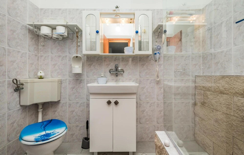 Beautiful Home in Mandre With Wifi and 3 Bedrooms