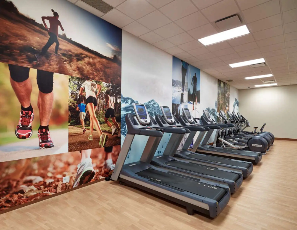 DoubleTree by Hilton West Edmonton