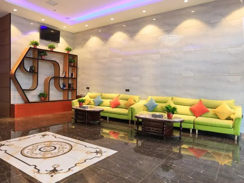 Chonpines Hotels·Zhengzhou Mazhai Industrial Park