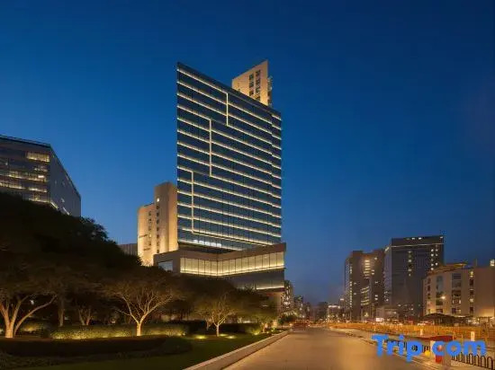 IntelliChoice Hotel (Waitan Sichuanbeilu Subway Station Store